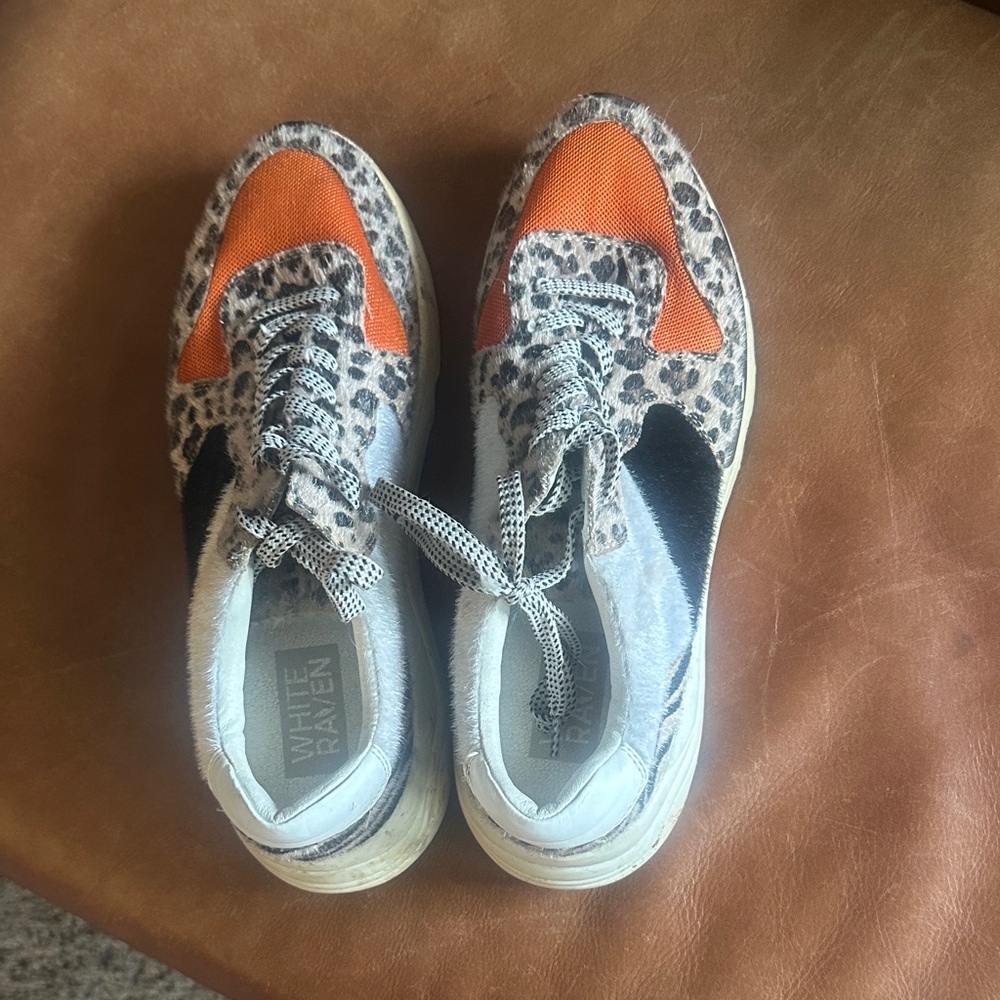 White Raven Women's Leopard Print Sneakers - Orange and Black